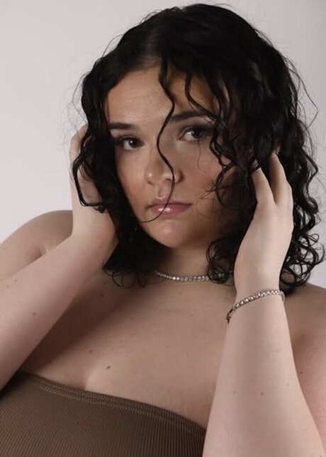 Katieexo134 pornstar pretty img