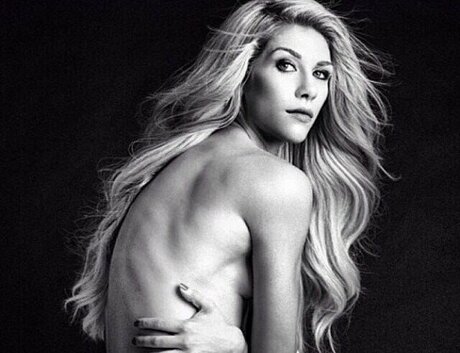 Allison Holker beautiful star image