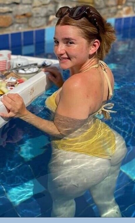 Julia Schulze adult actress images