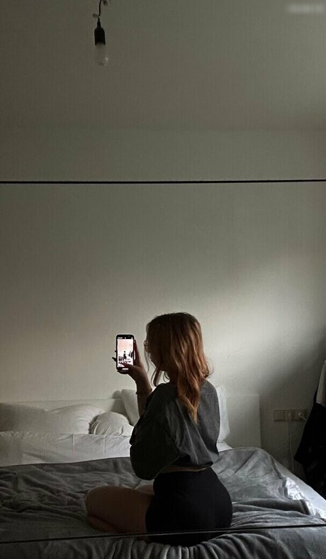 samybwz star nude pics