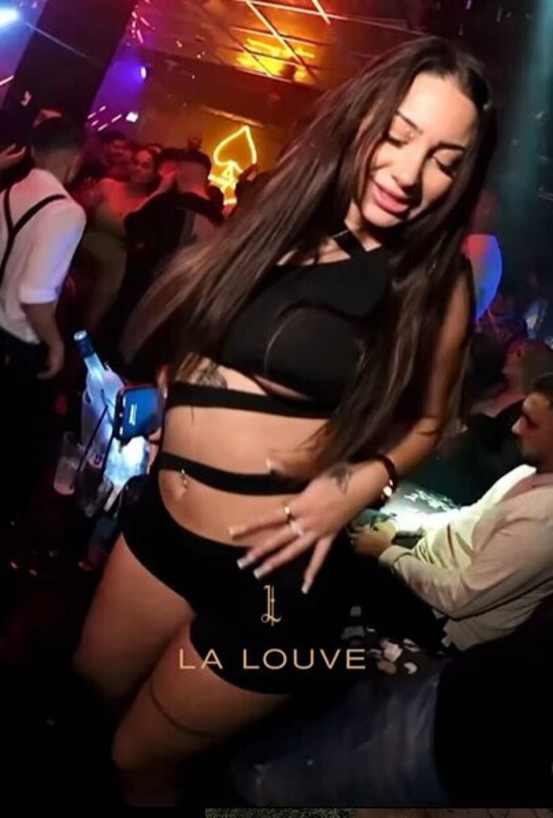 selinkitmir pornographic model img