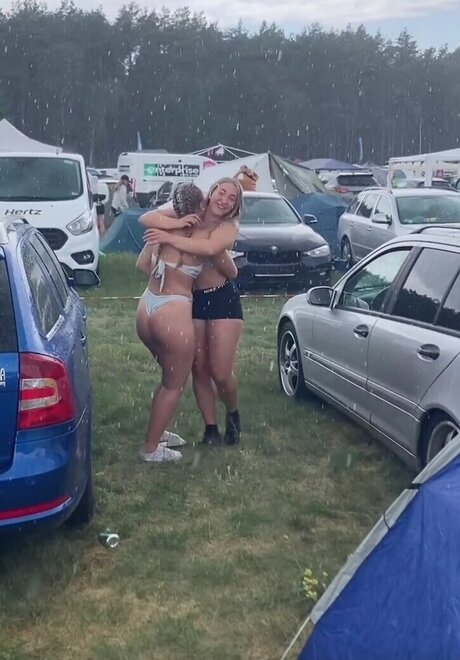 Emma Louisa star erotic pic