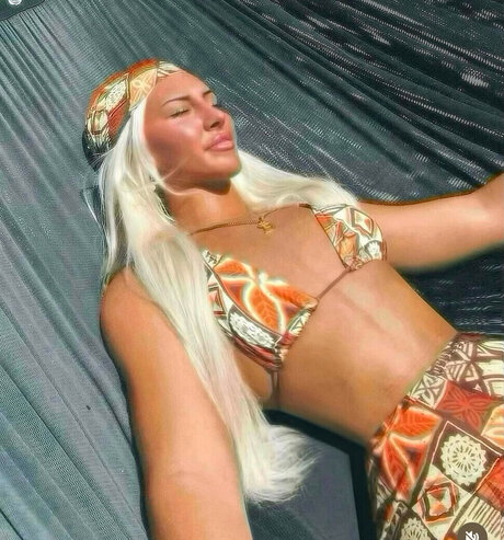 Blakely Ricketts star hot pic