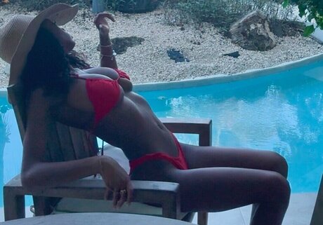 Rayarandd pornstar nudes photo