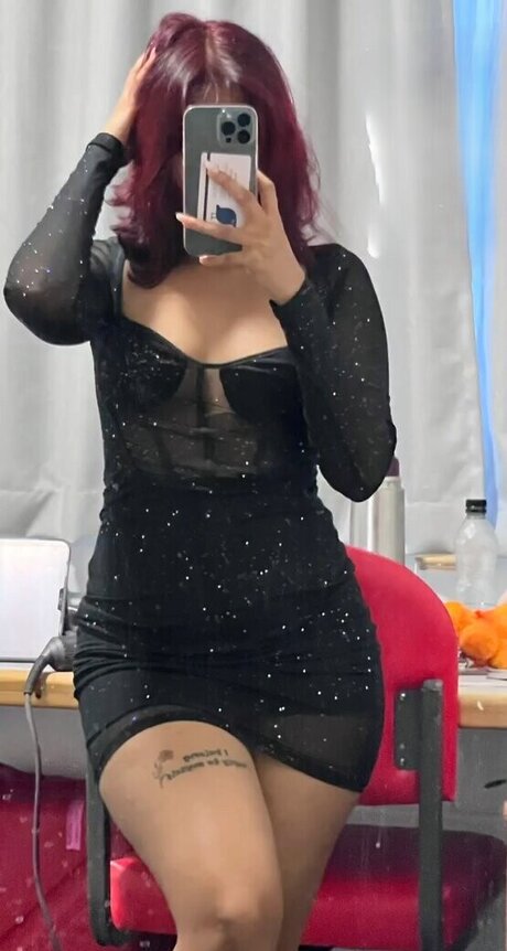 senoritasara sexy pornstar images