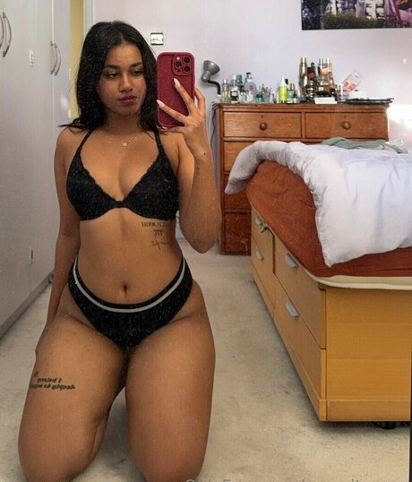 senoritasara pornstar xxx pics