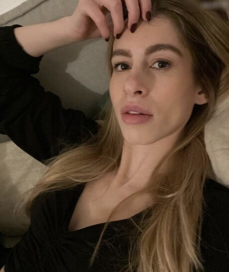 quitelola pornstar art image