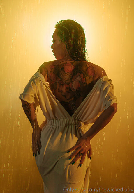 thewickedlady model art picture