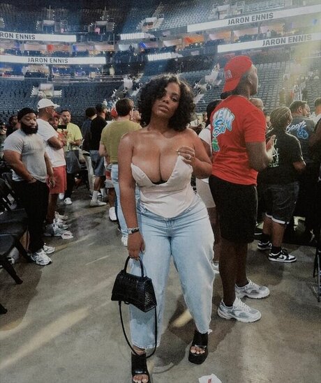 Nu ski pretty actress image