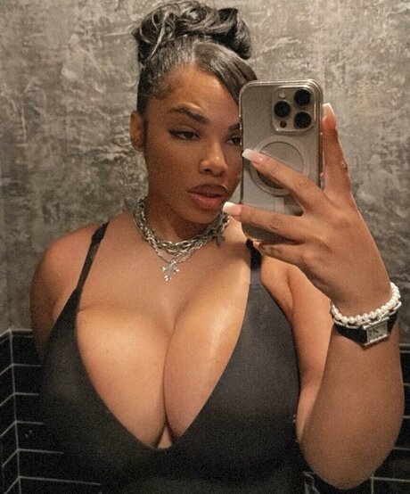 Nu ski nude model photos