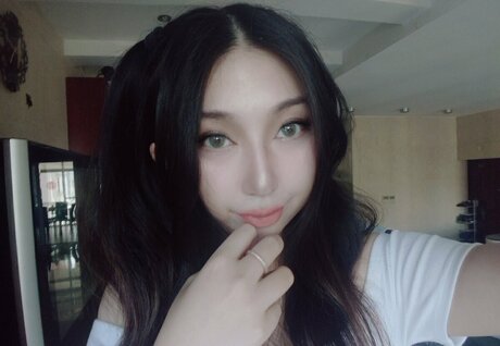 Drowsypotion Uwasaoink free actress pic