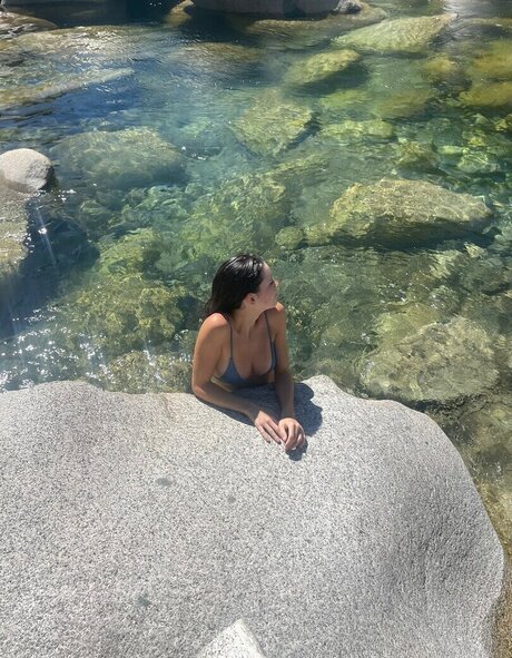 katiielady naked model pics