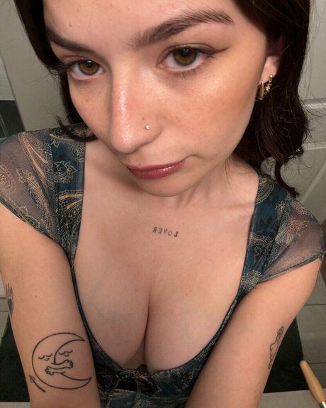 femmaninomenon free star images