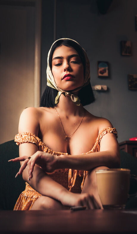 Elle Diane star exclusive gallery