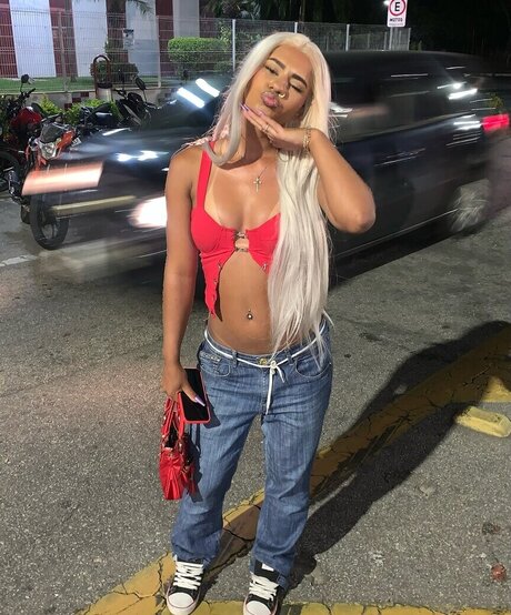 baddiejuu star high quality picture