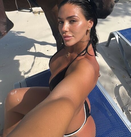 baddiejuu star art gallery