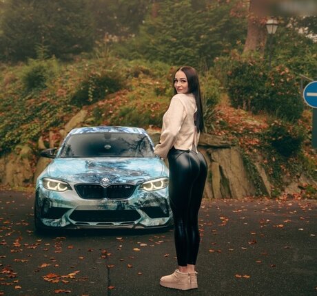 leaa nit perfect model photos