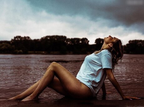 leaa nit model nice pictures