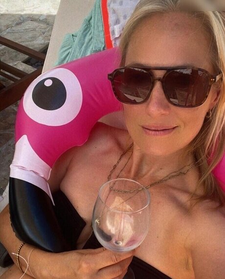 Angela Finger Erben star sex photo