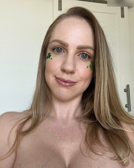 zarzareels star nudes photos