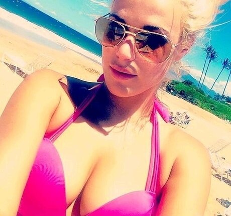 CJ Perry aka Lana star hd picture