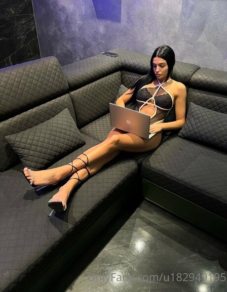 skinny ebony teen onlyfans pretty photos