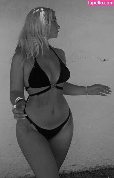 Tilde M llergren star pornographic photos