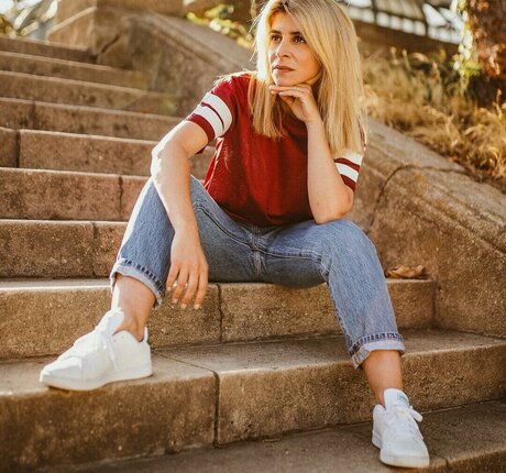 Julie Zenatti perfect star pics