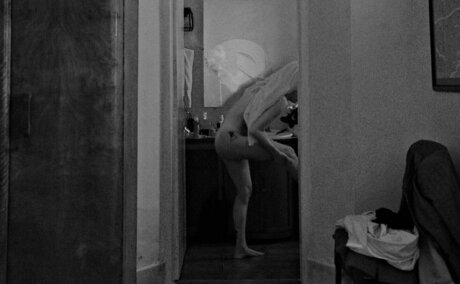 Caroline Abras exclusive star pics