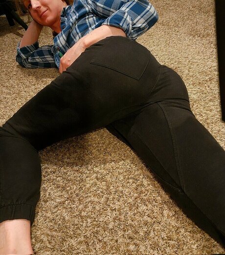 Real macw erotic actress pics