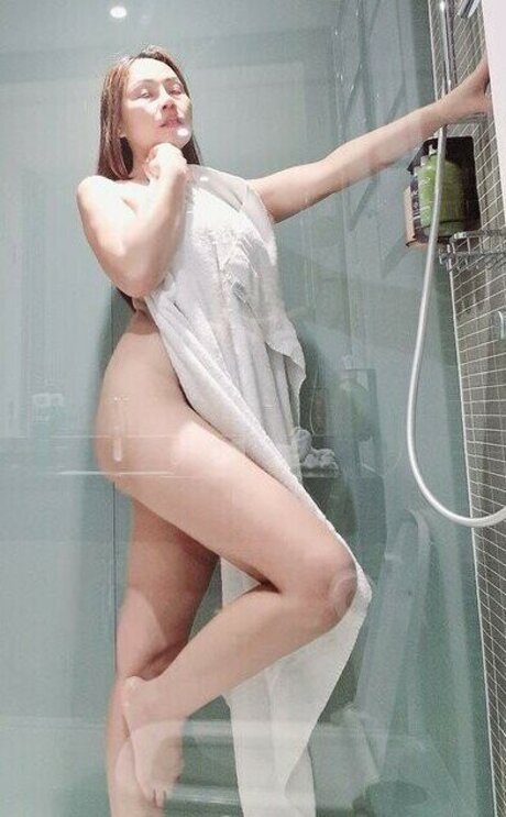 kinkbutterfly beautiful actress pics