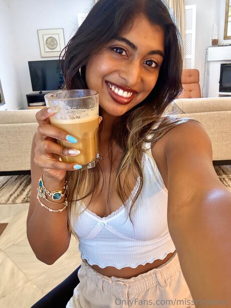 missrinaroxx star naked gallery