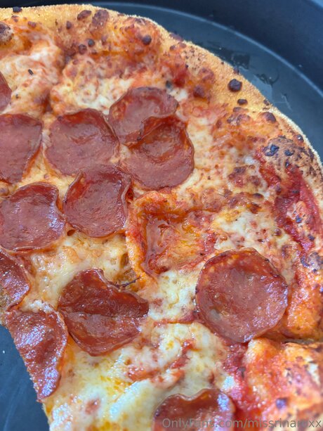 missrinaroxx sexy actress img