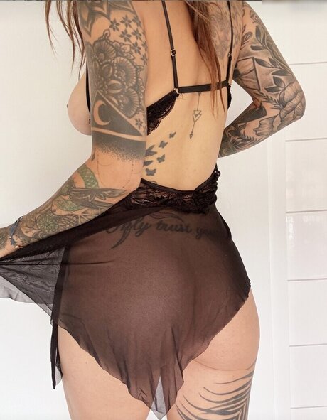 Nadine Wolfgruber pretty model archive