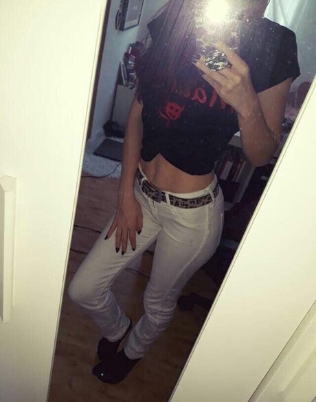 Blue mogli model nudes pics