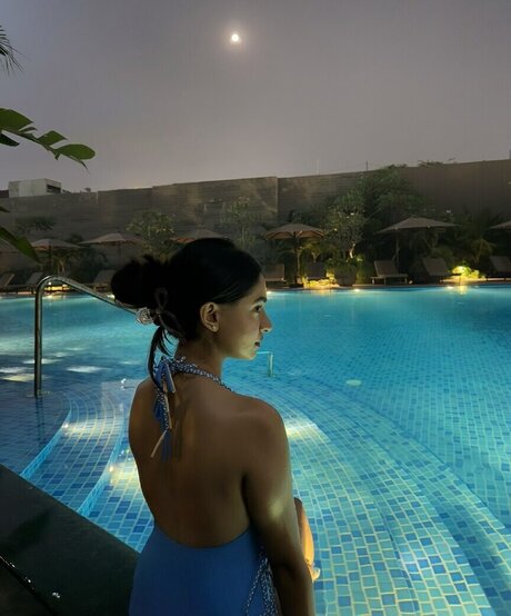 Anushka Sen star free img