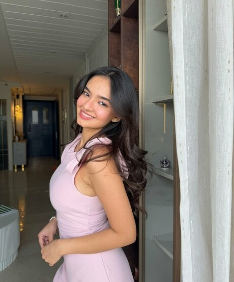 Anushka Sen star porn pics