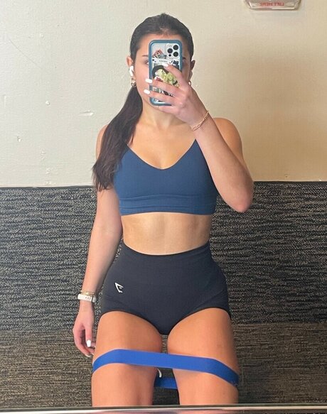 Pea Asmr pretty actress gallery