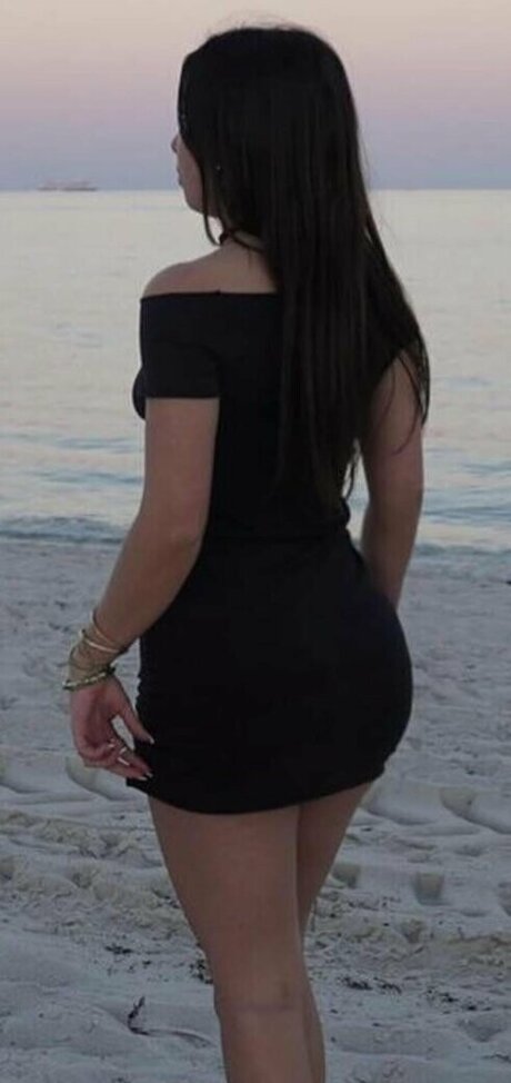 Pea Asmr sexy model picture