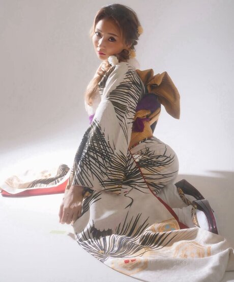 Asami Natsuki star high quality image