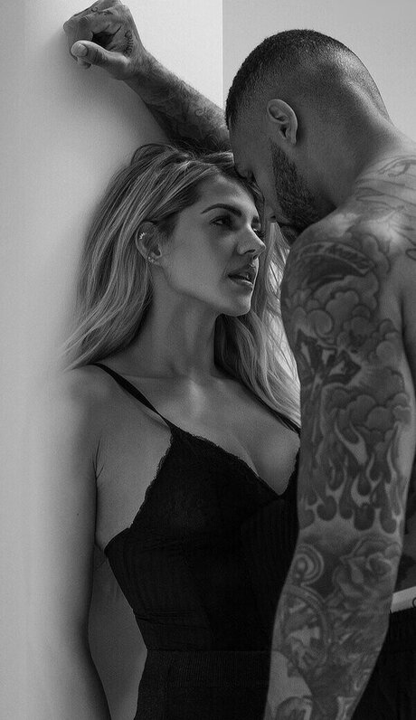 Sarah Harrison nice actress pics