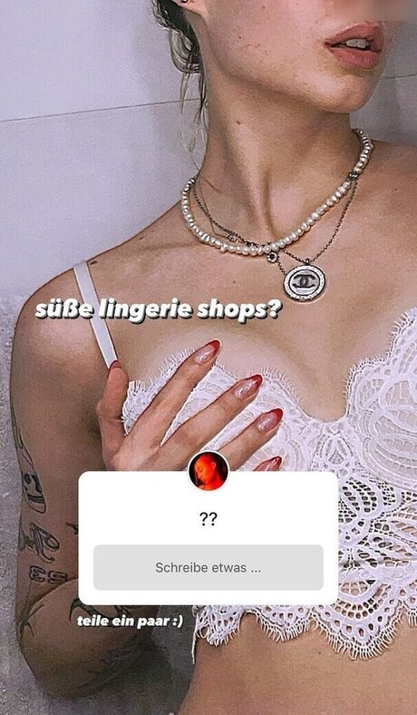 Janaxnell nudes star image