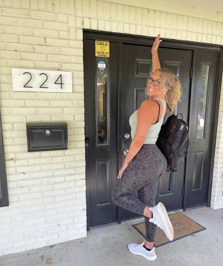 Maggie Kimberlin star adult images