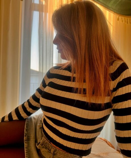 Stefania Cerulli model art gallery