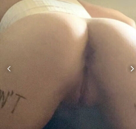 Whylellox nudes pornstar image