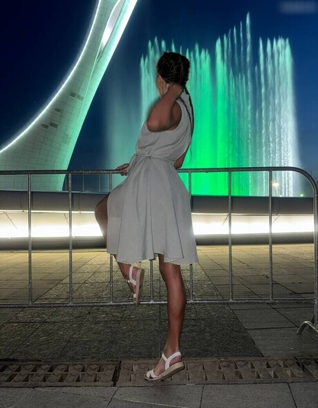 Eliz fit pretty actress pictures