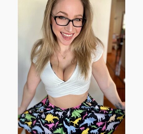 Nora Rose exclusive pornstar pictures