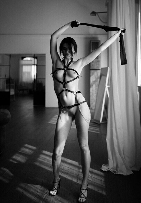 Vanessa Bartsch hd actress image