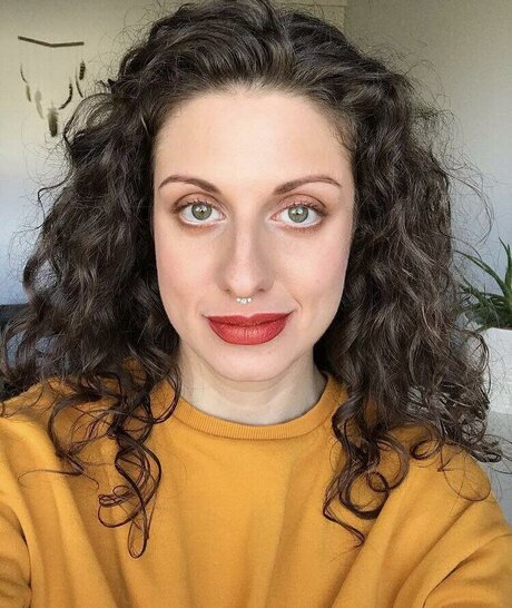 Victoria Liro perfect actress img