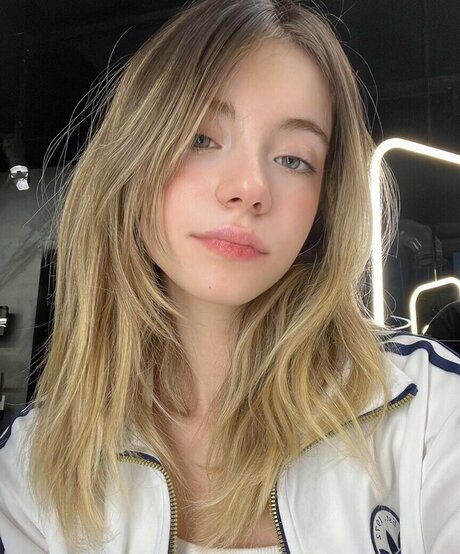 cey lazuli perfect actress photos